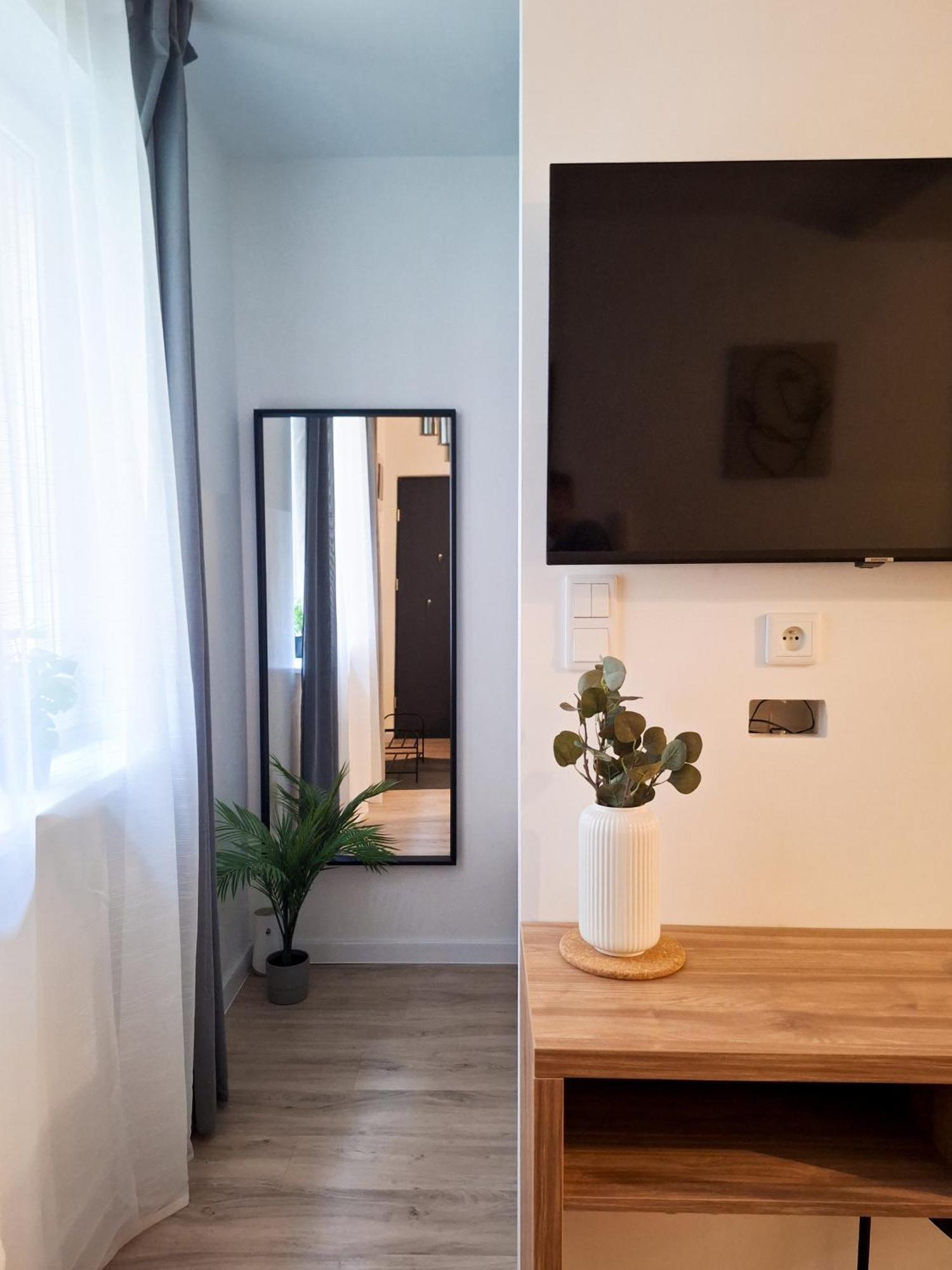 Cozy Studio For Couples - Cracow City Heart Cracovie Extérieur photo
